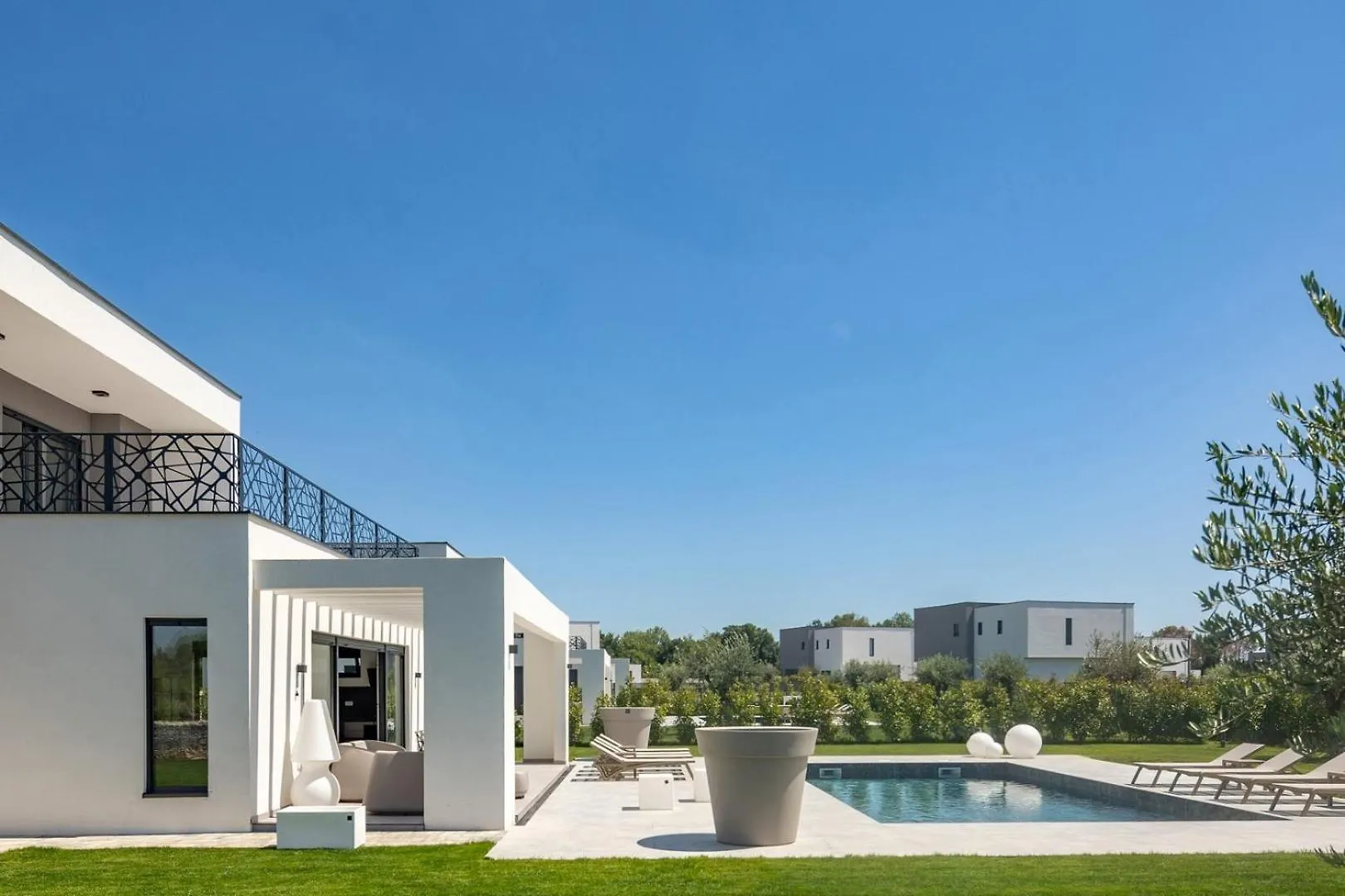 New! Luxury Villa Epic 4 - 50 M 2 Heated Pool Juršići Kroatië