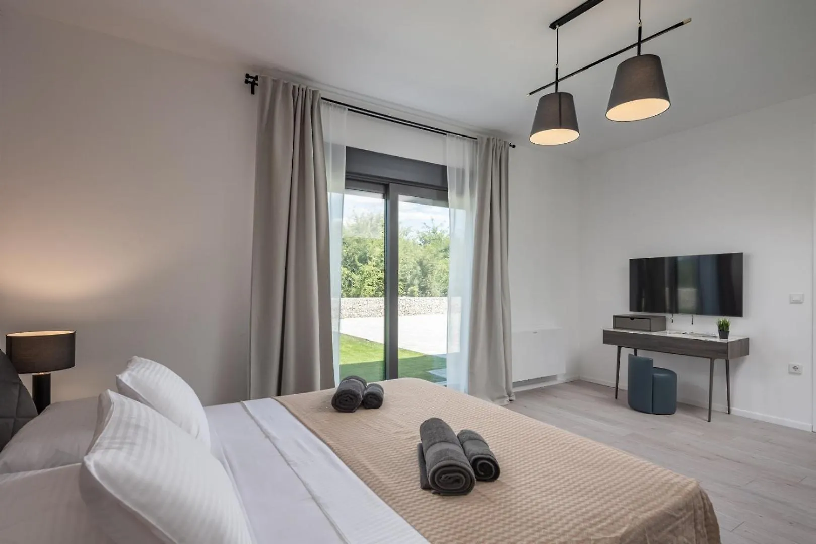 New! Luxury Villa Epic 4 - 50 M 2 Heated Pool Juršići